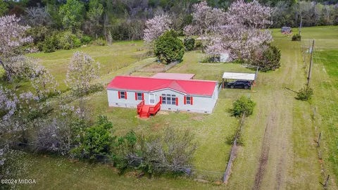 101 Dan Sparrow Rd, Hawkinsville, GA 31036