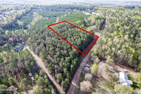 1 Luke Smith Rd, Macon, GA 31211