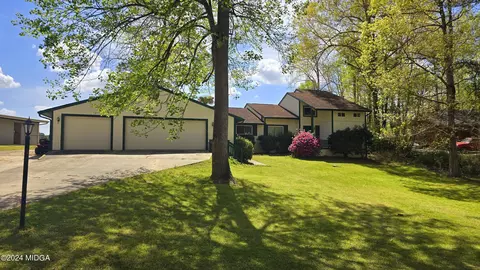 888 S Plantation Pkwy, Macon, GA 31220
