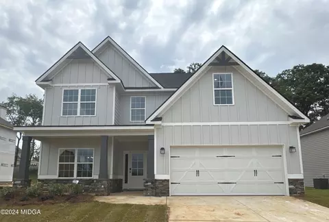 646 Mccarley Dr #167, Bonaire, GA 31005
