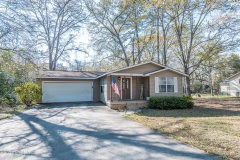 304 Oak St, Warner Robins, GA 31088