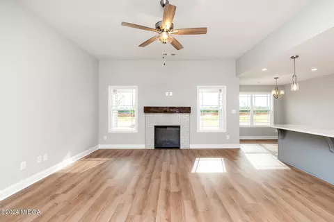 Living - 247 Overton Dr, Perry, GA 31069 photo 1 of 1