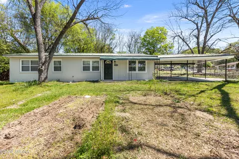 3370 Adkins Ave, Macon, GA 31206