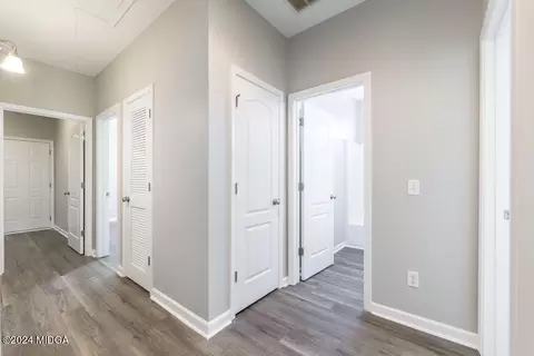Entry Way - 124 Christopher Dr, Byron, GA 31008 photo 2 of 2