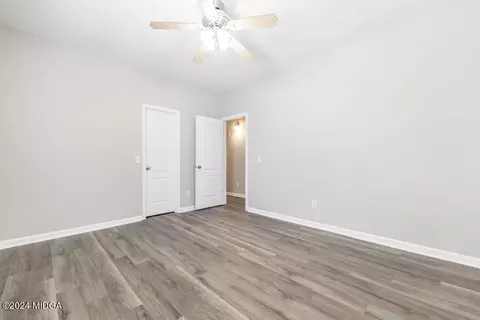 Bedroom - 124 Christopher Dr, Byron, GA 31008 photo 2 of 2