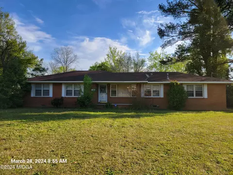 2151 Robin Hood Rd, Macon, GA 31206