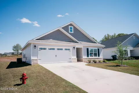 Exterior - 193 Red Tail Cir, Byron, GA 31008 photo 2 of 3