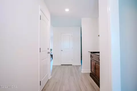 Entry Way - 193 Red Tail Cir, Byron, GA 31008 photo 1 of 3