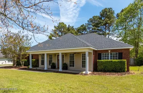104 Brook Side Ln, Warner Robins, GA 31088