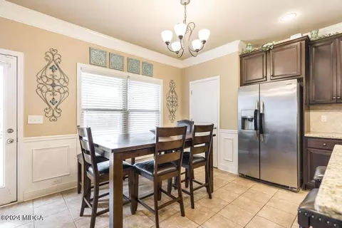 Kitchen - 107 Arapaho Dr, Kathleen, GA 31047 photo 2 of 6