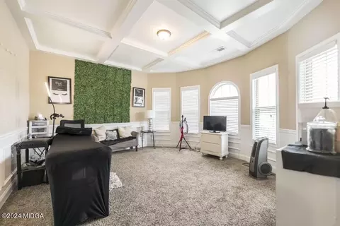 Living - 107 Arapaho Dr, Kathleen, GA 31047 photo 1 of 8
