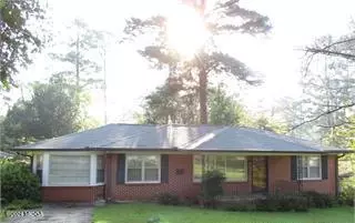 557 Pierce Dr W, Macon, GA 31204