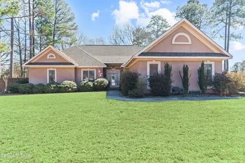 Exterior - 101 Summit Ct, Warner Robins, GA 31088 photo 1 of 7