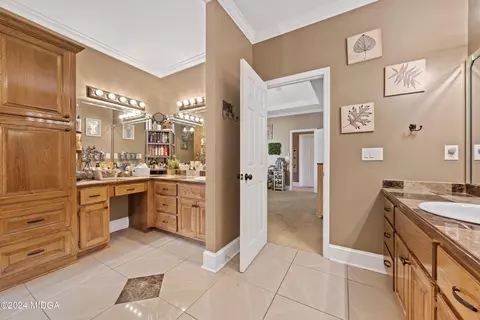 Bath - 101 Summit Ct, Warner Robins, GA 31088 photo 2 of 4