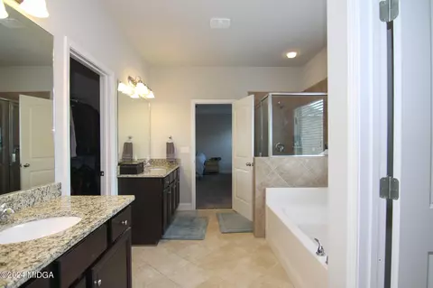 Bath - 101 Chamblee Way, Warner Robins, GA 31088 photo 4 of 7