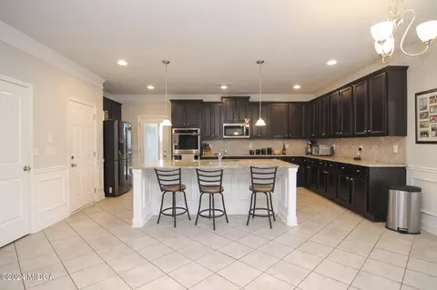 Kitchen - 101 Chamblee Way, Warner Robins, GA 31088 photo 1 of 7