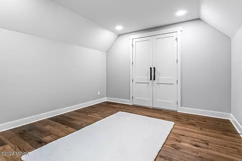 Entry Way - 611 River Overlook, Forsyth, GA 31029 photo 2 of 3