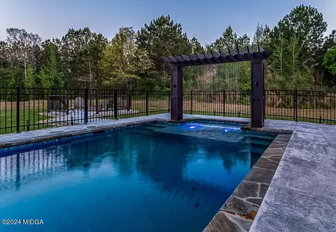 Exterior - 611 River Overlook, Forsyth, GA 31029 photo 16 of 24