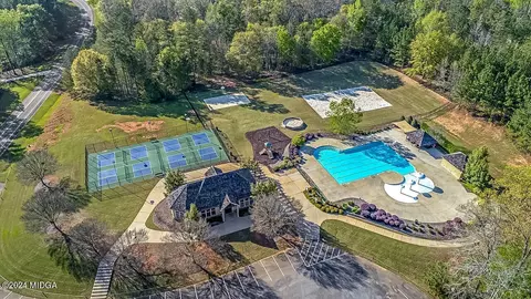 View/Area - 611 River Overlook, Forsyth, GA 31029 photo 2 of 3