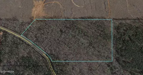 355 Hickory Rd, Jackson, GA 30233