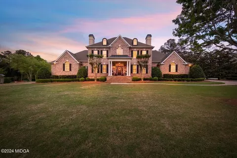6 Stornoway Ct, Macon, GA 31210