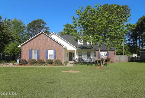 524 Loxley Dr, Warner Robins, GA 31088