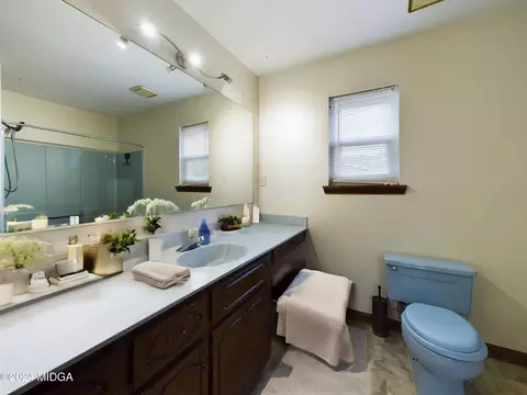 Bath - 102 Crestwood Ct, Centerville, GA 31028 photo 1 of 3