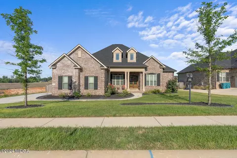 629 Mccarley Downs Dr, Bonaire, GA 31005