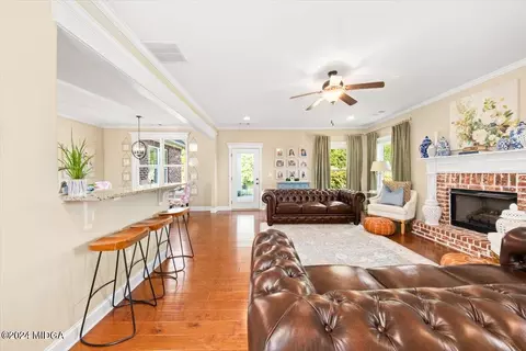 Living - 25 Jackson Dr, Forsyth, GA 31029 photo 1 of 2