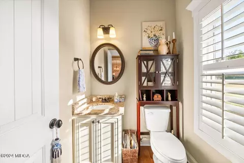 Bath - 25 Jackson Dr, Forsyth, GA 31029 photo 1 of 1