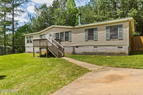 147 Theresa Cir, Macon, GA 31217