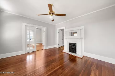 1048 Walnut St, Macon, GA 31201 photo 6