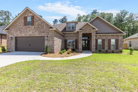 410 Rustic Live Oak Trl, Kathleen, GA 31047