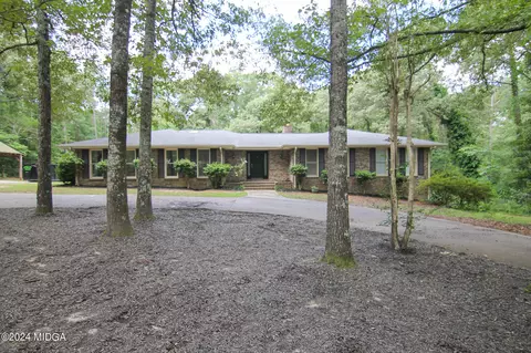 102 Nancy Pl, Bonaire, GA 31005