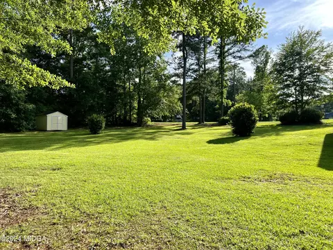 Exterior - 25 Ruby Rd, Jackson, GA 30233 photo 8 of 9