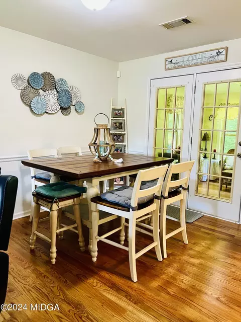 Dining - 25 Ruby Rd, Jackson, GA 30233 photo 1 of 1