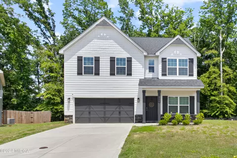 3116 Highland Trl, Forsyth, GA 31029