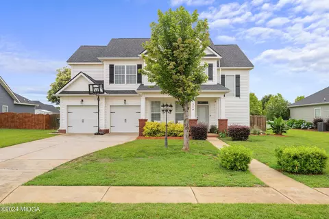 219 Raleigh Dr, Warner Robins, GA 31088