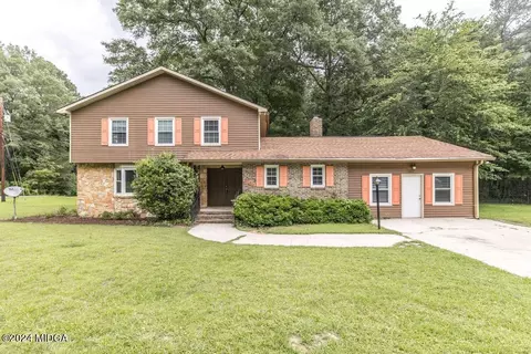 1804 Greentree Pkwy, Macon, GA 31220