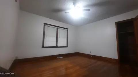 561 Villa Crest Ave, Macon, GA 31206
