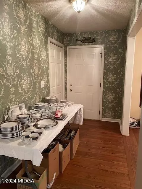 Entry Way - 187 Bateman Ln, Gray, GA 31032 photo 2 of 2