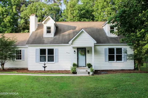 938 Chisholm Trl, Macon, GA 31220