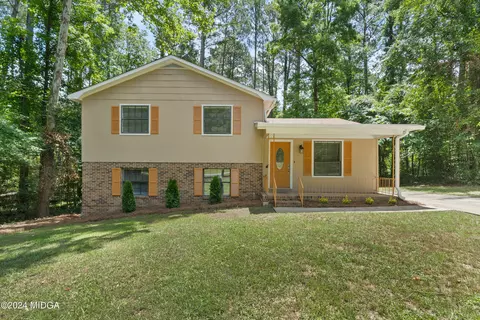 1432 Greentree Pkwy, Macon, GA 31220