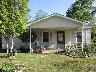4163 Lafayette Dr #L, Macon, GA 31204