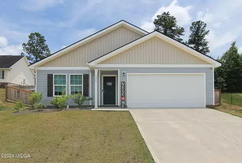 1529 Austin Dr, Macon, GA 31217