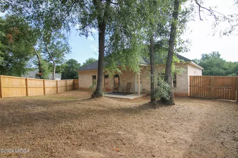 Exterior - 202 Hill Ln, Perry, GA 31069 photo 6 of 6