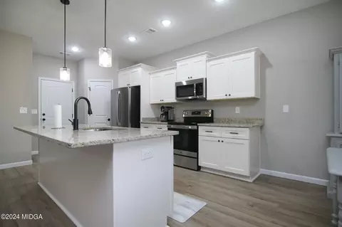 Kitchen - 202 Hill Ln, Perry, GA 31069 photo 3 of 3