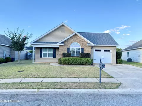616 Madison Place Pkwy, Byron, GA 31008
