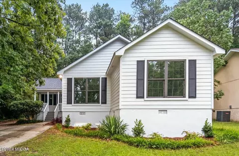 758 Friar Tuck Ln, Macon, GA 31220
