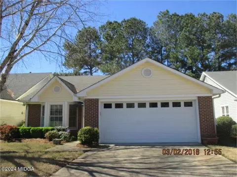 152 Wakefield Dr, Macon, GA 31210